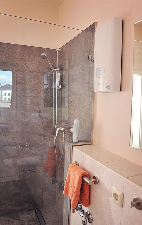 Apartmenthaus Stadt Metz Dresden Phòng bức ảnh