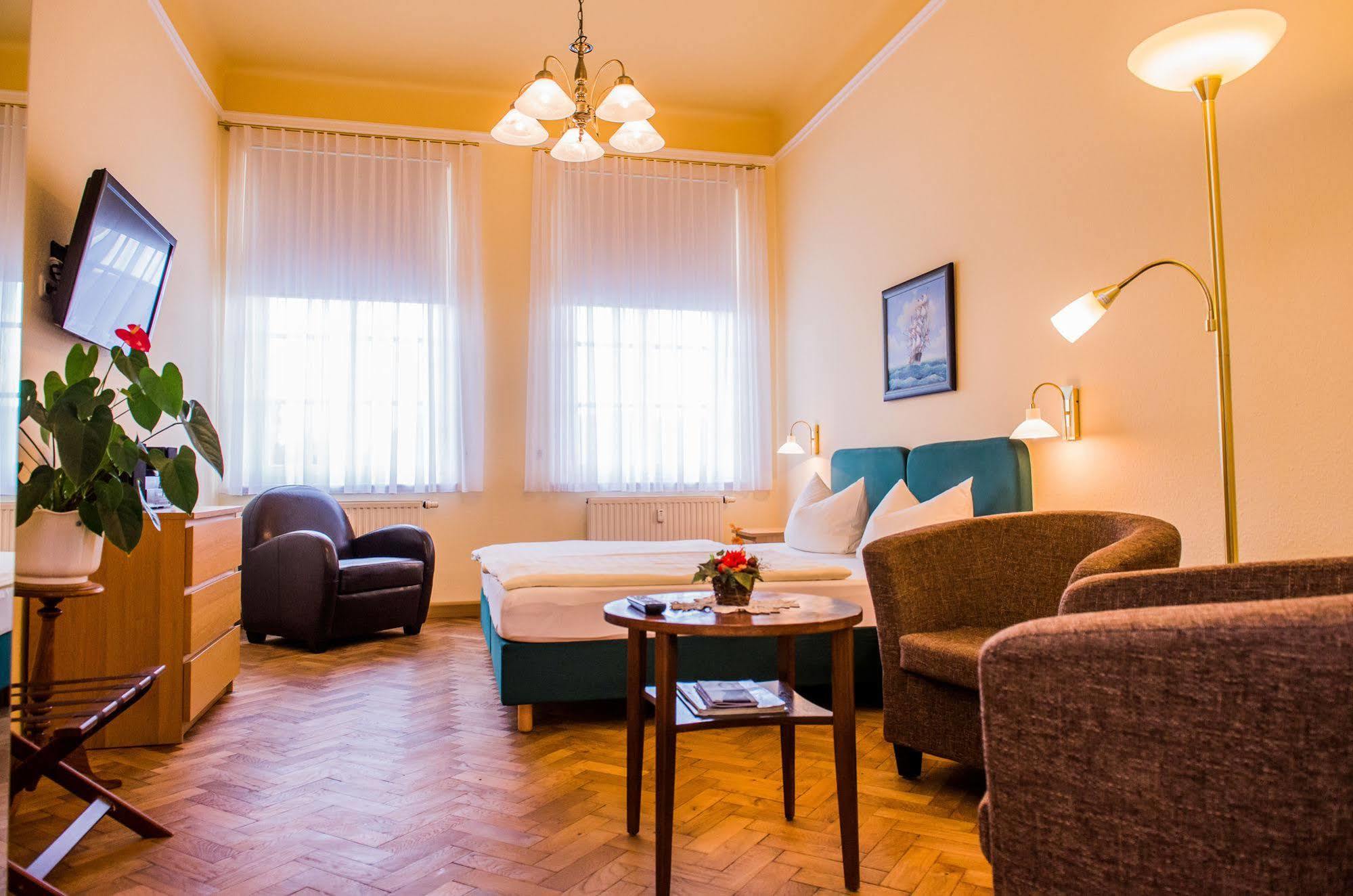 Apartmenthaus Stadt Metz Dresden Ngoại thất bức ảnh