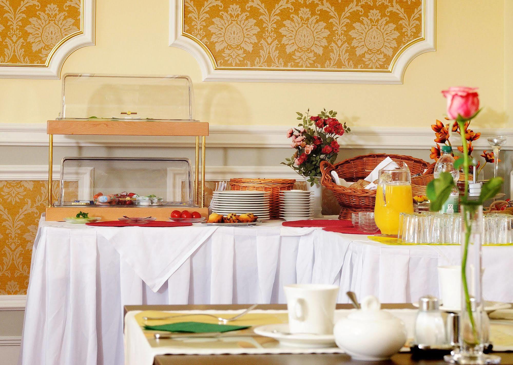 Apartmenthaus Stadt Metz Dresden Ngoại thất bức ảnh