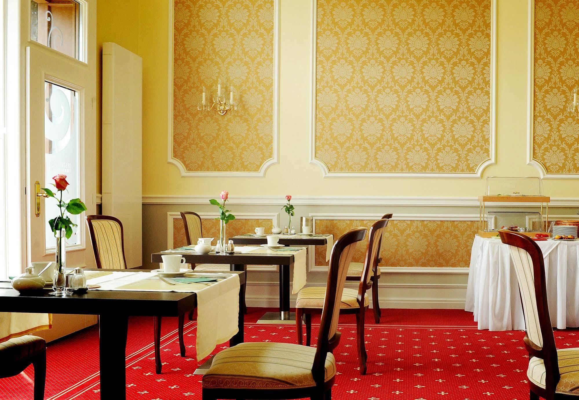 Apartmenthaus Stadt Metz Dresden Ngoại thất bức ảnh